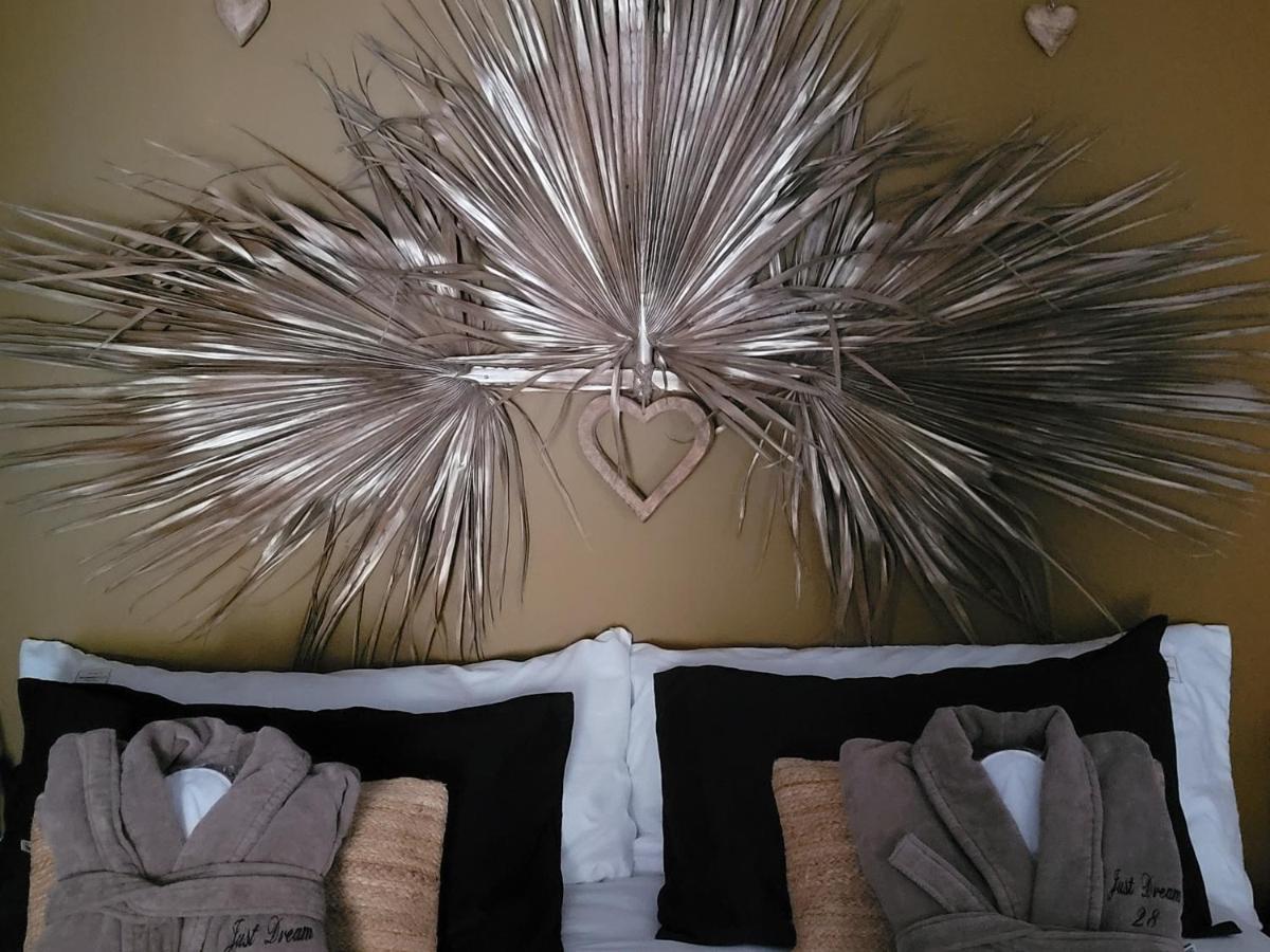 Suite & Spa Just Dream 28 Six-Fours-les-Plages Exterior foto